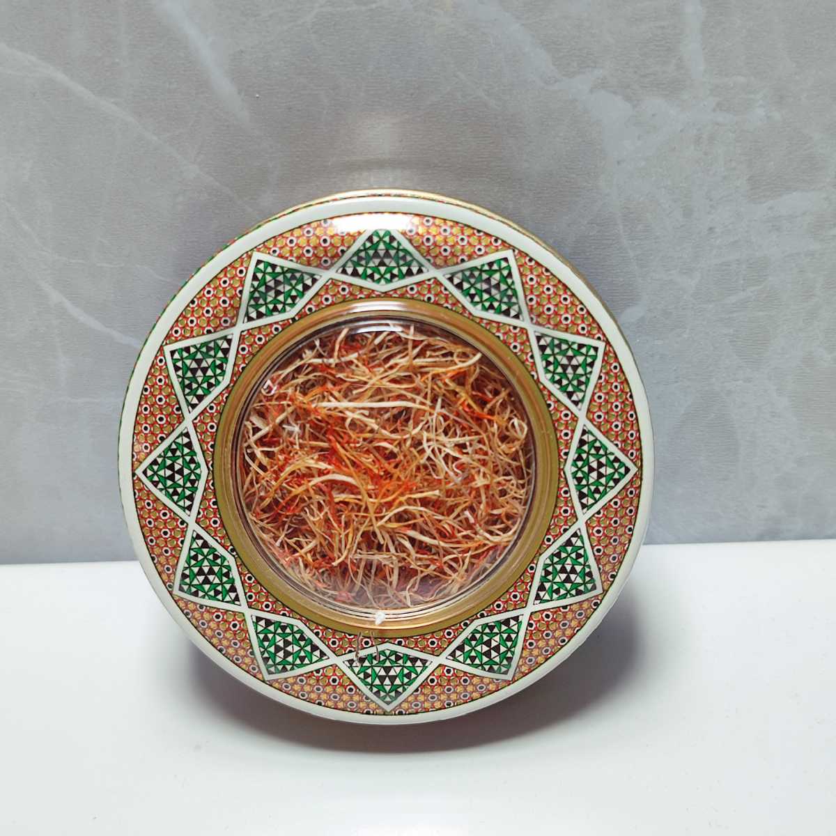 ظرف خاتم 5 گرم ریشه زعفران {نخ زرد}