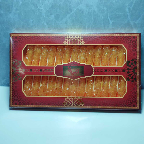 نی نبات زعفرانی پردار