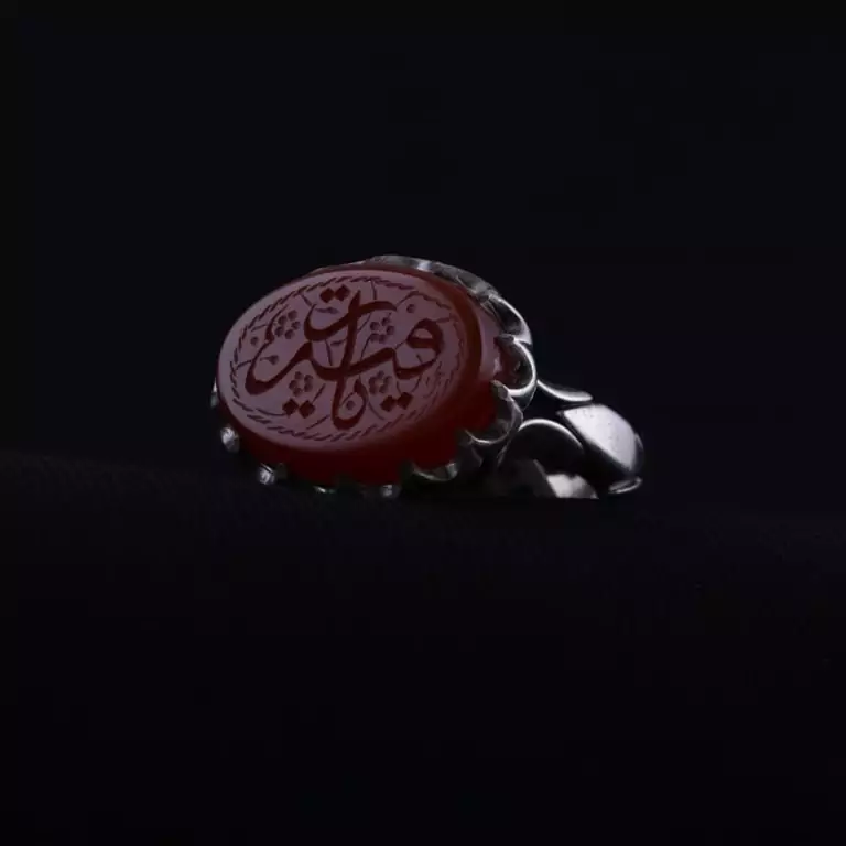 انگشتر نقره مردانه عقیق سرخ نقش یارقیه اصل ( انگشتر مردانه )