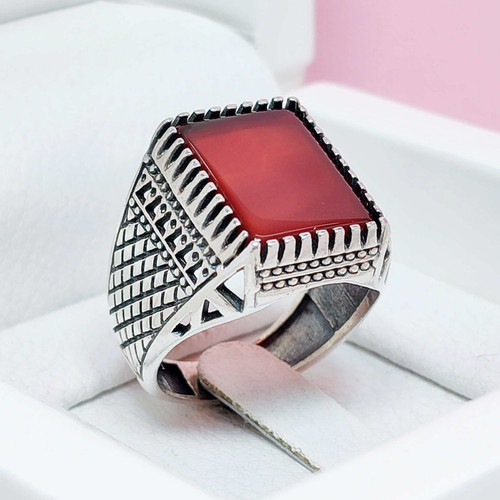 انگشتر نقره عقیق سرخ خوش رنگ چهارگوش