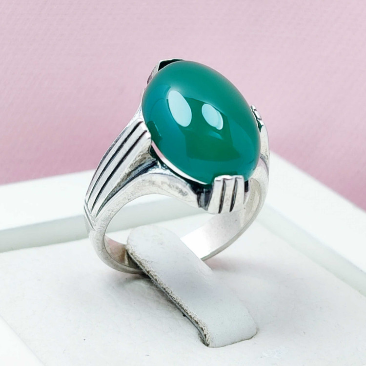 انگشتر مردانه نقره عقیق سبز مدل شیاری