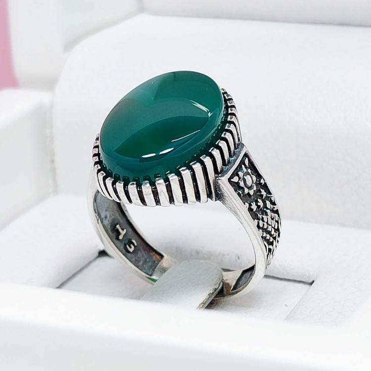 انگشتر مردانه نقره عقیق سبز رنگ تیره