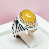 انگشتر نقره عقیق زرد تاج طلایی