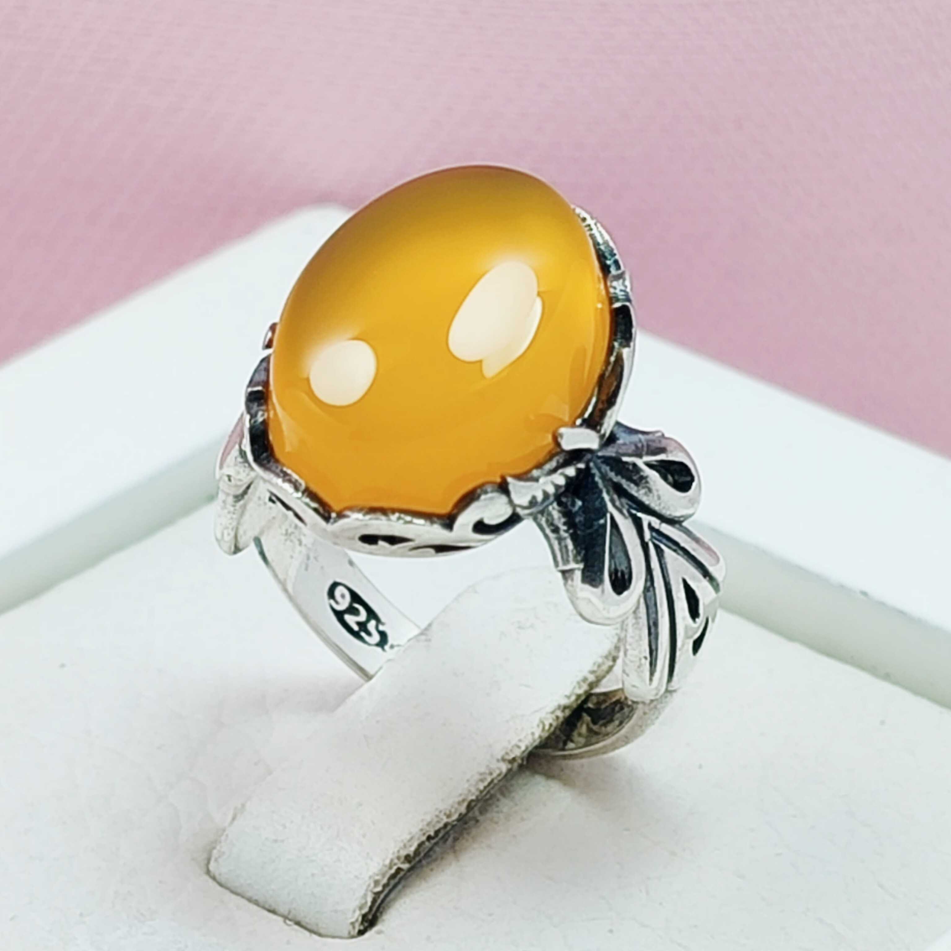 انگشتر شاپرک مردانه نقره عقیق زرد اصل