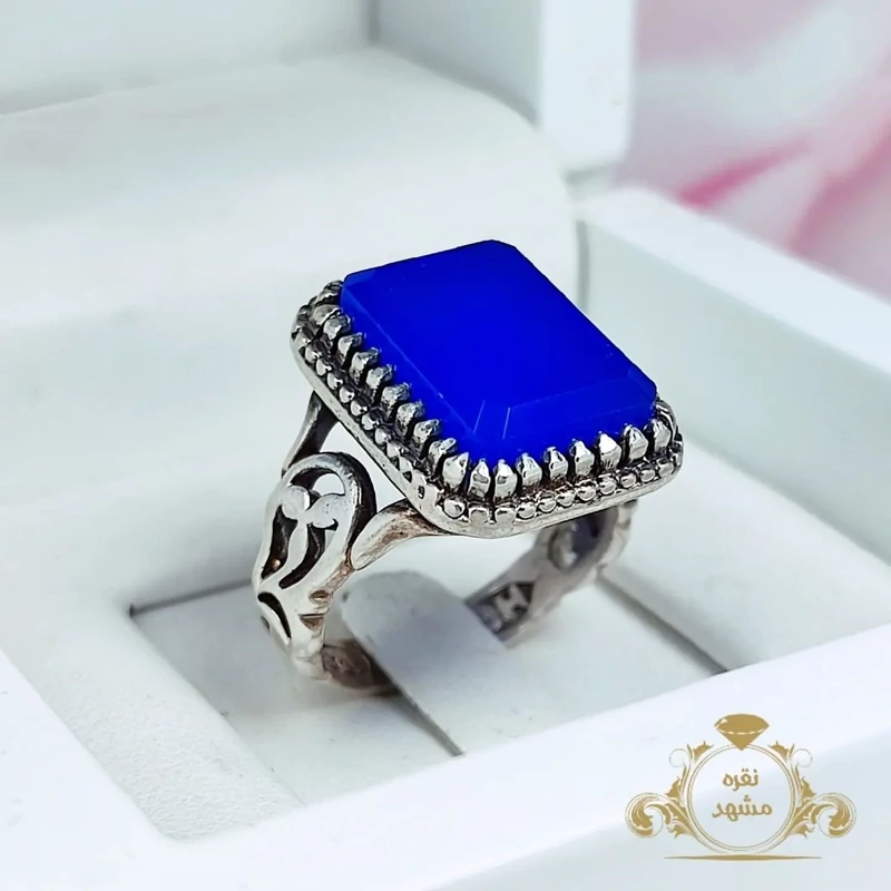 انگشتر  عقیق آبی طرح رهبری چهار گوش (کد 1199)