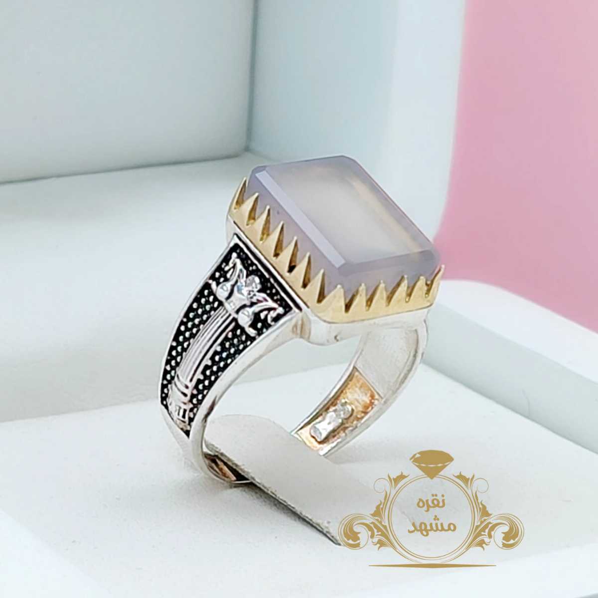 انگشتر مردانه نقره چهارگوش عقیق سوسنی