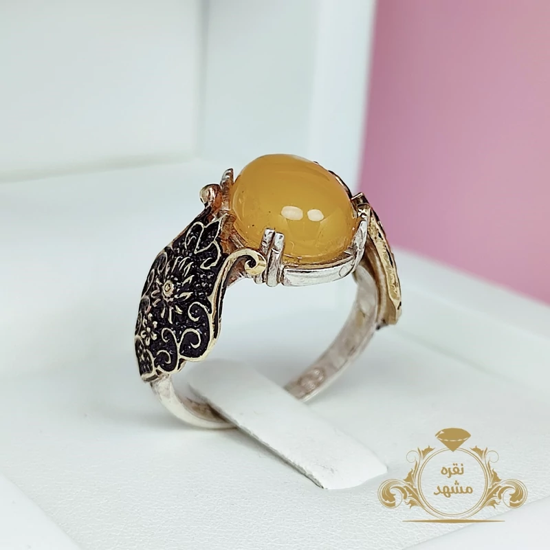 انگشتر مردانه عقیق زرد  شرف الشمس (کد 1400)