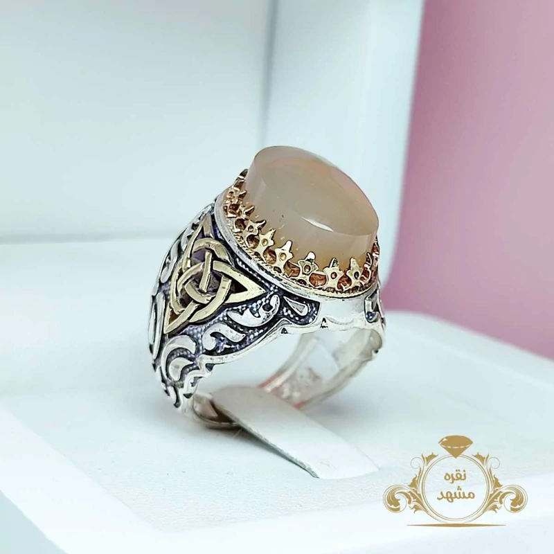انگشتر یمن قهوه ای