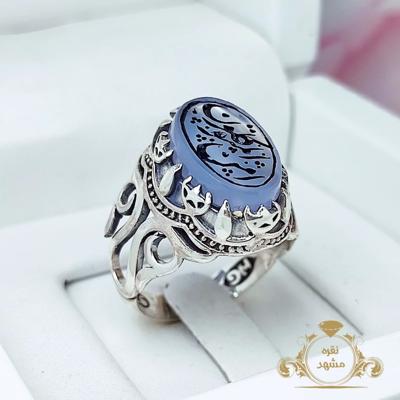 انگشتر مردانه عقیق کبود یمنی خطی امن المتوکلون  (کد1202)