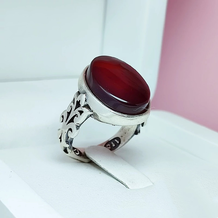 انگشتر عقیق سرخ خراسانی تیره مردانه گل پر فروش