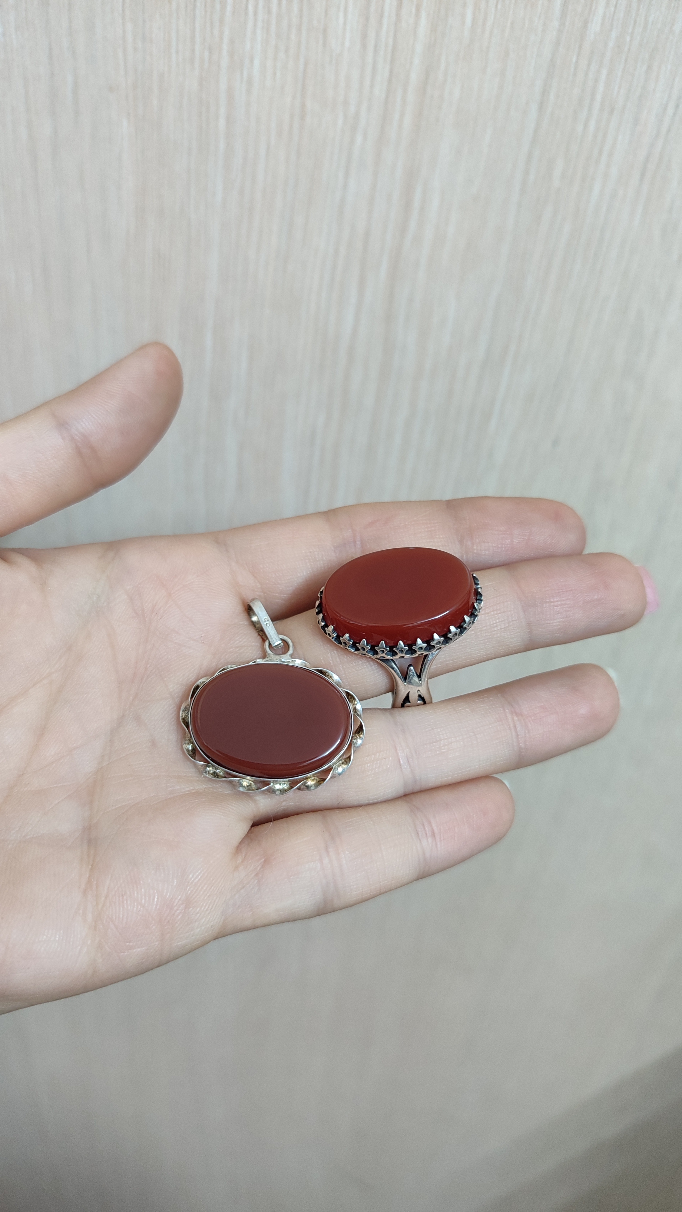 انگشتر عقیق سرخ اصلی  (کد 7017)