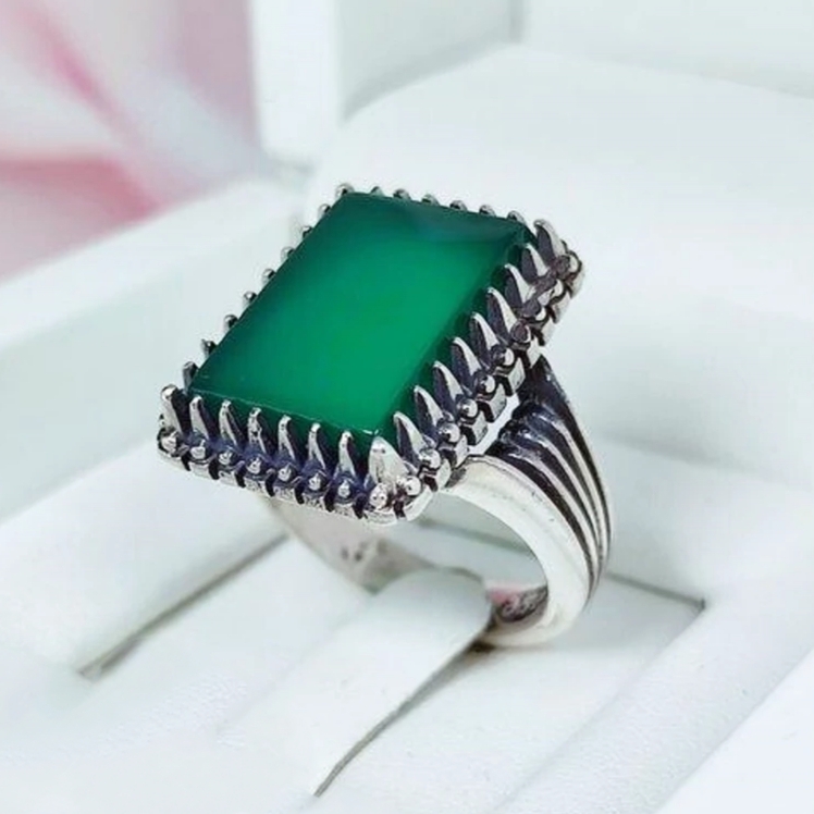 انگشتر مردانه عقیق سبز چهار گوش  (کد 1251)